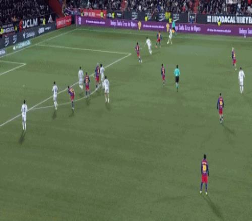 詹俊解读,斯洛特进攻,战术不成熟,中国中彩网,足彩竞猜,中彩网,体彩竞猜